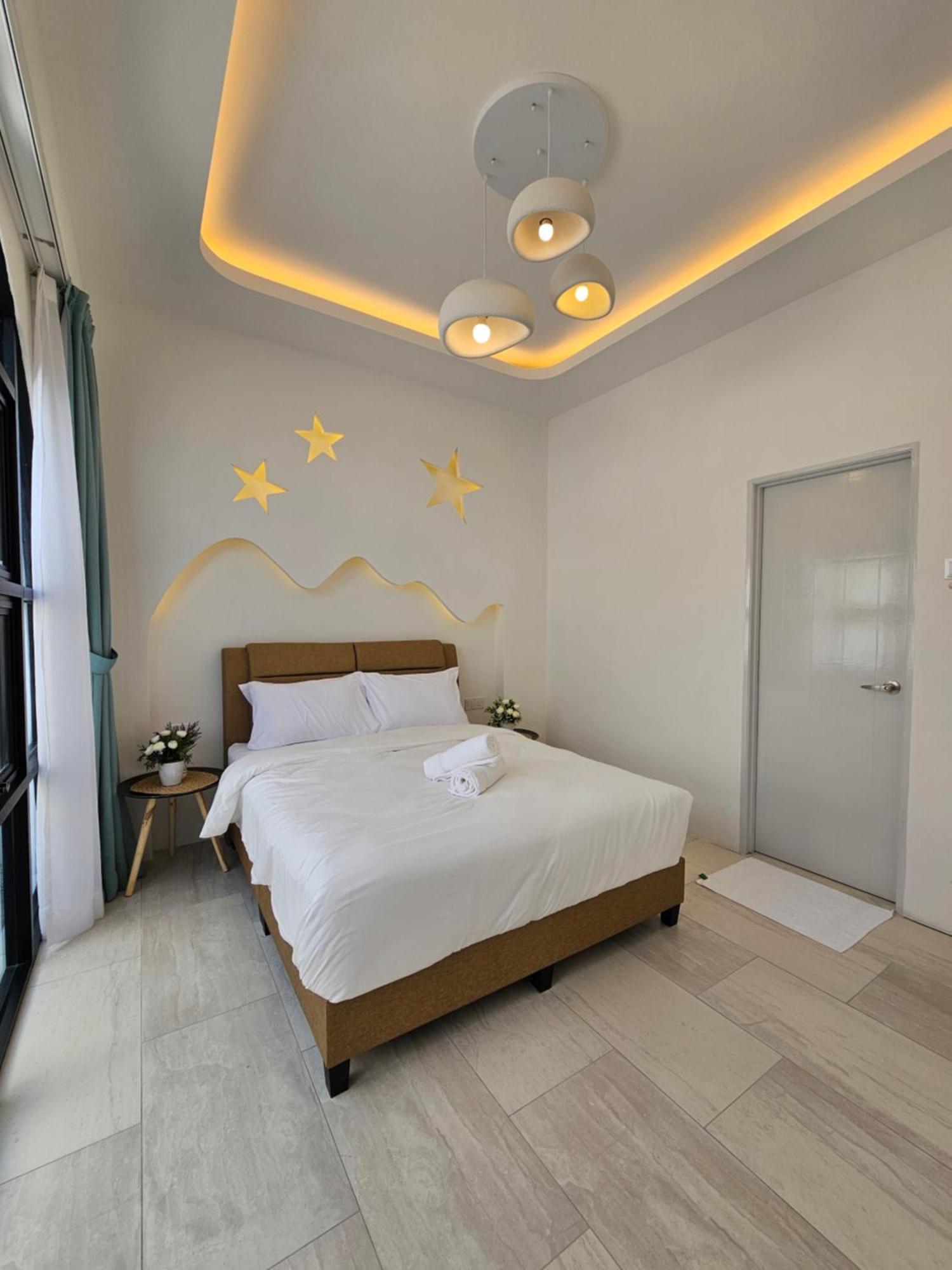 Young - Inspired Homestay *